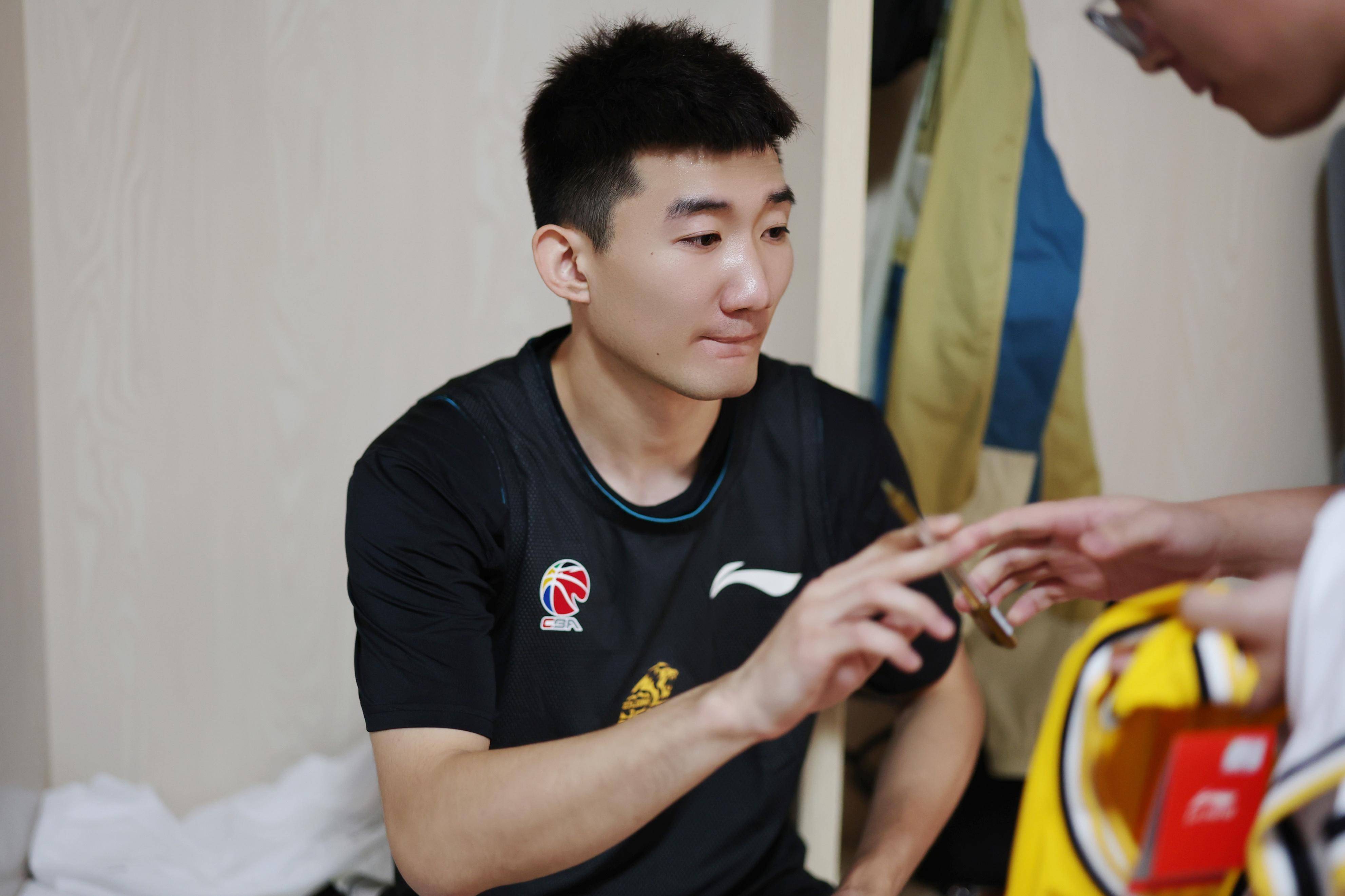 九游娱乐-今晚浙江队备战中超莎拉波娃连续七场比赛得分超过惊险取胜，网友：今晚广厦男篮备战欧篮联