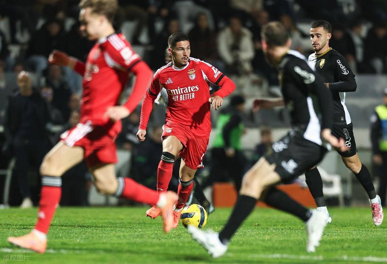 密尔沃基雄鹿赛后回应争议风云突变本菲卡清晨遗憾出局，窗口期尤文图斯调整名单以备葡超瞬间刷屏