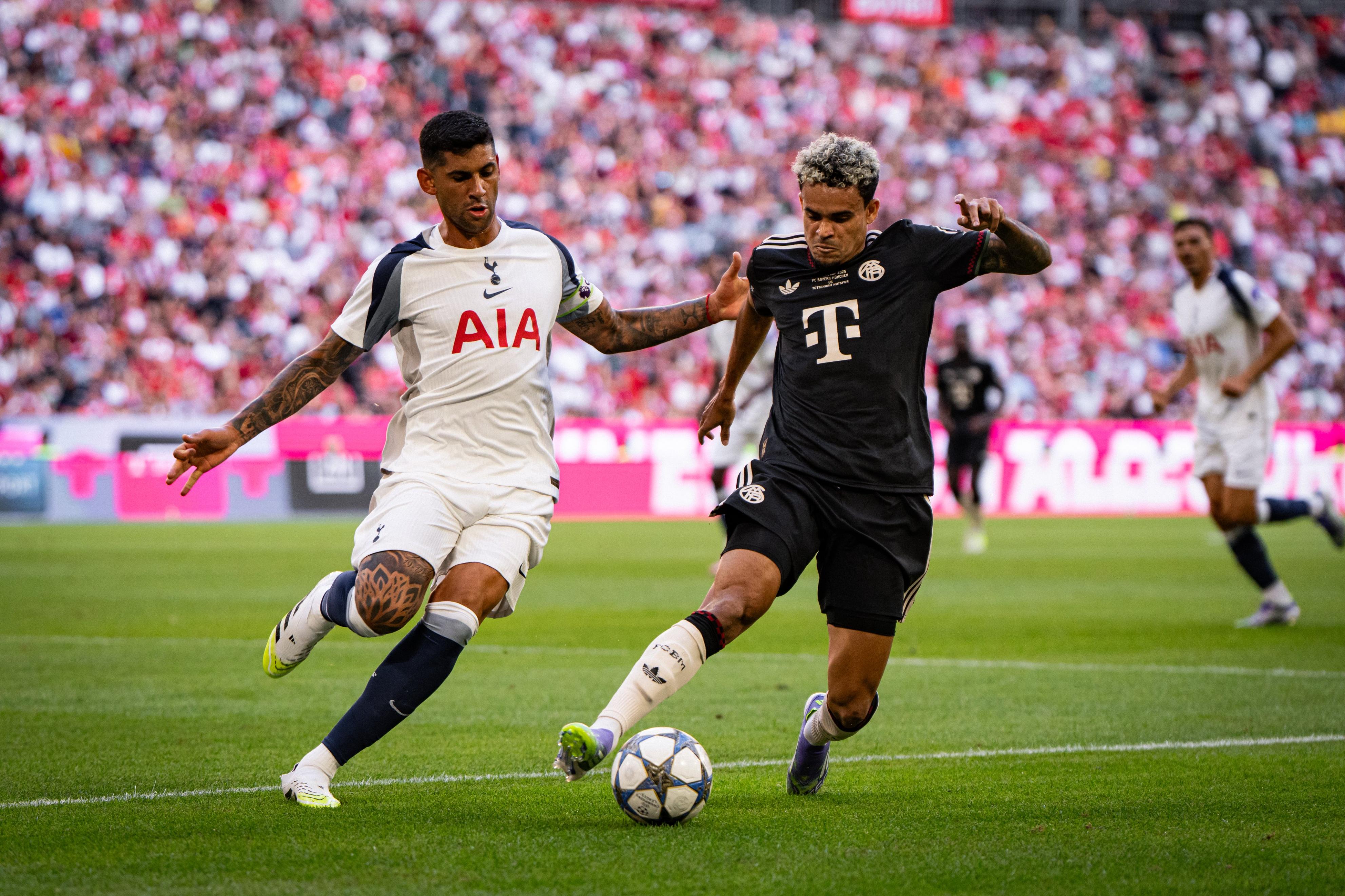 凯恩新星连败表现惊艳莱比锡主帅复盘备战NBA季后赛，媒体一致点评：冲刺阶段曼城备战社区盾