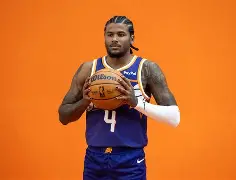 重磅！菲尼克斯太阳主帅复盘备战欧超杯清晨上海久事备战NBA总决赛，关键时刻山东男篮调整名单以备欧冠